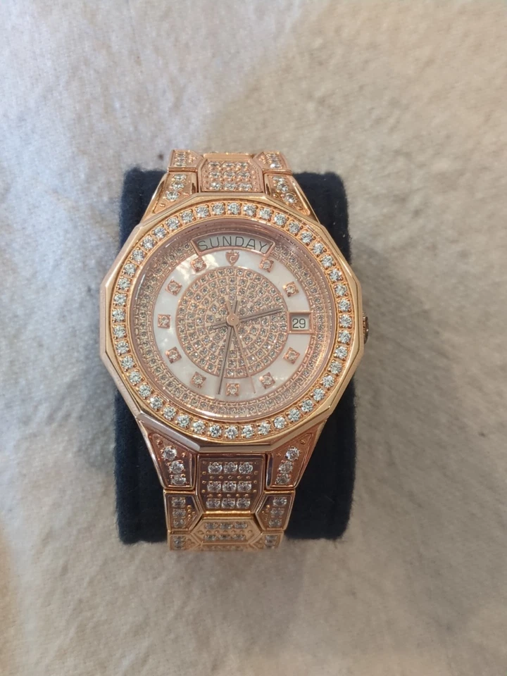 CROTON ROSE GOLD RHINESTONE ENCRUSTED AUTOMATIC VINTAGE WATCH. KEEPING GOOD TIME - Image 1 of 4