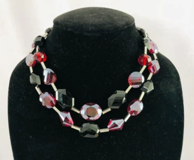 Ожерелье с двумя нитями из красного и черного стекла с кристаллами White House Black Market WHBM  - Изображение 1 из 4