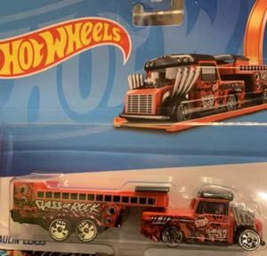 2021 Hot Wheels Track Stars Haulin' Class -Class of Rock, Red Hauler Brand New - Picture 1 of 3