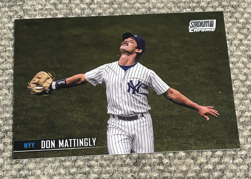 2021 Topps Stadium Club Chrome Refractor Don Mattingly #149 New York Yankees - Image 1 of 2