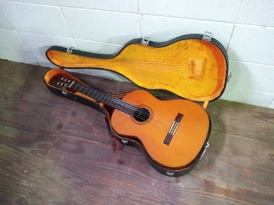 Guitare classique Ryoji Matsuoka n°20 luthier vintage 6 cordes avec étui... - Photo 1/4