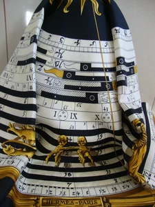 HERMES PARIS L'ASTROLOGIE ZODIAC 100% SILK SCARF RARE ON BLACK 90cm 36" - Picture 1 of 5