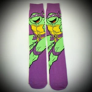 DONATELLO NINJA TURTLES SOCKEN Teenage Mutant TMNT BIG LOGO Herren ERWACHSENE CREW lila - Bild 1 von 2