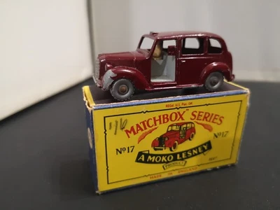 B705-MATCHBOX LESNEY No17C AUSTIN TAXI CAB WITH BOX.SPW - Image 1 of 4