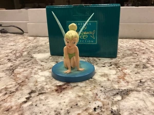Tinker Bell Skulptur verspielter Pixie von Walt Disney Classics Collection #1234303 - Bild 1 von 16
