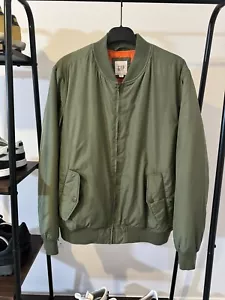 Gap Classic U.S Army style MA1 OD Tanker Flight Jacket Size Medium Pilot Bomber - Picture 1 of 6