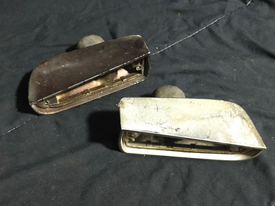 ~1963-65 Plymouth Sport Fury, luces de respaldo Belvedere ~ (2) USADAS, sin lentes Foto 1 de 4