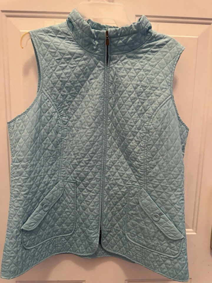 Chaqueta chaleco Sport Savvy talla grande acolchada con diamantes para mujer con cremallera Foto 1 de 4