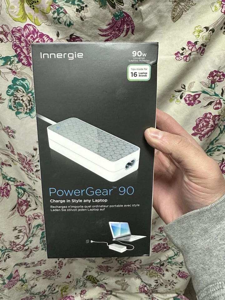 Innergie PowerGear 90 Universal Laptop Adapter with 9 Laptop tips - GREY - Image 1 of 4