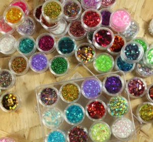 10 x GLITTER POTS Random Bundle Pack Nails Art Cosmetic Grade Make Up Face UK - Picture 1 of 2