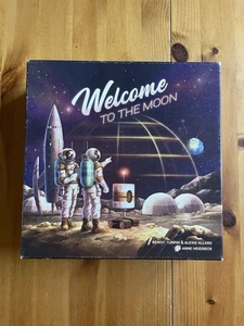 Welcome to the Moon Board Game - Picture 1 of 3