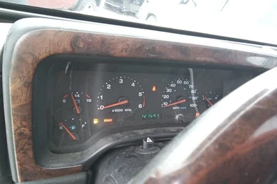 Jeep Wrangler 2003 equipo original velocímetro calibre grupo 121 k millas Foto 1 de 4