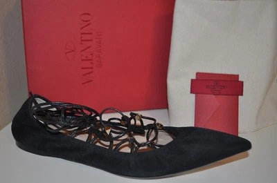 NUEVO EN CAJA VALENTINO Bailarina Ballet Zapatos Planos Negro Gamuza Tachuelas Punta 38 Puntos Foto 1 de 4