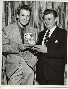 T8-72772. Original Press Photo Arthur Godfrey CBS Television late 1950s - Picture 1 of 1