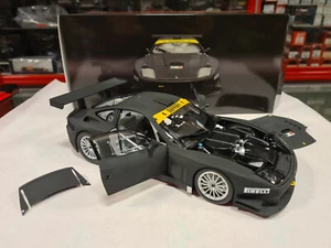 FERRARI 575 GTC EVOLUZIONE 2005 BLACK 1/18 KYOSHO 08392AA - Foto 1 di 7