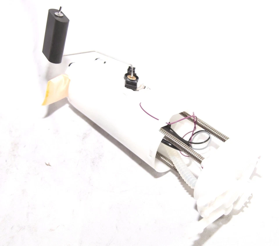 Fuel Pump Assembly for  NO Pressure Sensor fit 01-05 Pontiac Montana 3.4L V6  - Image 1 of 4