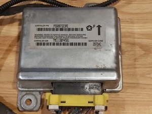 Jeep Cherokee XJ 97-01 Air Bag Control Module P56007323AE - Picture 1 of 3