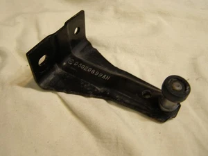 OEM 2017 Dodge Grand Caravan Rear Sliding Door Upper Hinge / Roller 05020899AH - Picture 1 of 4