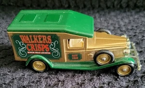 Lledo Days Gone DG18 Packard Van - Walkers - Picture 1 of 6