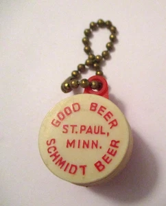 RARE VINTAGE GOOD BEER SCHMIDT BEER ST PAUL MINN. TOKEN / COIN HOLDER KEYCHAIN - Picture 1 of 3