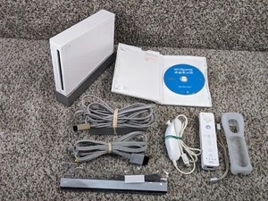 Nintendo Wii Sports Console Bundle w/ Game Controller & Nunchuk & All Cords - Picture 1 of 19