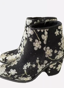 Sol Sana Size 36 Floral Embroidered Leather Boots RRP $229 EUC - Picture 1 of 11