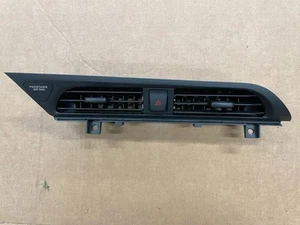 2018-2020 Nissan Kicks SR Front Center Dash AC Air Vent Trim Panel OEM - Bild 1 von 6