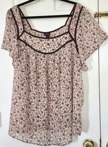 Torrid 3 Herbst Blumen Crinkle Chiffon quadratischer Ausschnitt Flatterärmel Top Gr. 3 - Bild 1 von 5
