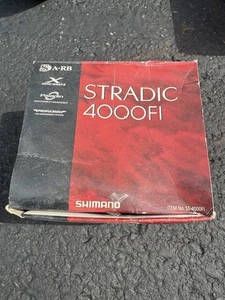 CAJA Shimano STRADIC 4000FI con carrete adicional solamente - Imagen 1 de 9