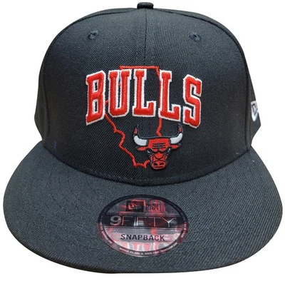 Para hombres New Era 9Fifty NBA Chicago Bulls Negro/Rojo Logo State Snapback - OSFM Foto 1 de 4