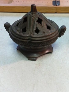 Solid Bronze Incense Burner Antique Whimsical Heads Great Condition Sign JS - Picture 1 of 8