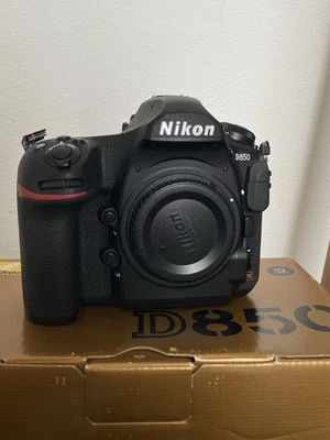 Nikon D850 45,7 Mp Fotocamera Digitale Reflex - Like NEW! Used in small amounts - Bild 1 von 4