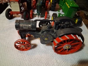 IH Titan 10-20 1/16 Diecast Farm Tractor Replica Collectible by Scale Models - Bild 1 von 10