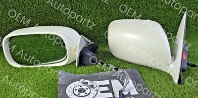 Пара оригинальных электрических боковых зеркал для дверей Lexus LS430 2001-2006 годов выпуска от оригинального производителя JDM б/у - Изображение 1 из 4