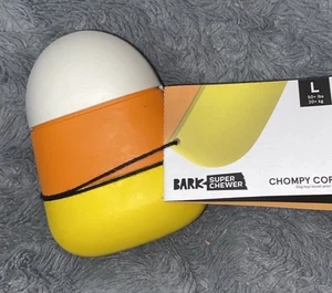 Nuovo Bark Box Super Chewer “Chompy Corn” cane giocattolo Halloween Candy Corn grande - Foto 1 di 15