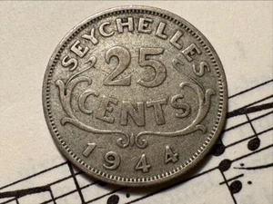 SEYCHELLES 25 cents 1944 KM2 Ag.500 3-yr type GVI Average Minted 36,000 SCARCE! - Picture 1 of 2