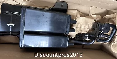 Carquest Premium CPP1259 Vapor Canister Ford Lincoln 2007-2015 Foto 1 de 2