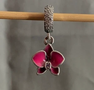 Original Pandora Lila Randiant Orchidee Dangle Charm 791554EN69 NEU - Bild 1 von 5