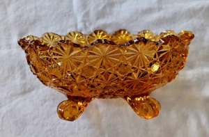 VINTAGE SMALL AMBER DAISY & BUTTON FOOTED OVAL DISH (5-1/2" LONG) - Bild 1 von 4