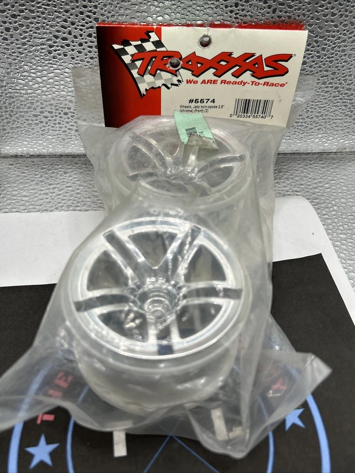 Traxxas. Wheels Jato Twin Spoke 2.8". Chrome. Front  New Old Stock. 5574 - Image 1 of 1
