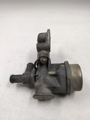 Diverter Valve GM 17063052 with Valve Elbow GM 14010294 - Image 1 of 4