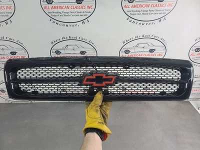 1994-96 Impala SS Front Grille Insert Assembly , Red Bowtie - OEM - Image 1 of 4