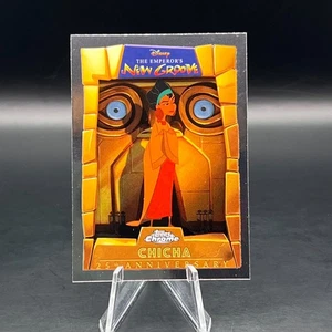 2025 Topps Chrome Disney #EMP-9 Chica Emperor's New Groove 25 aniversario - Imagen 1 de 2