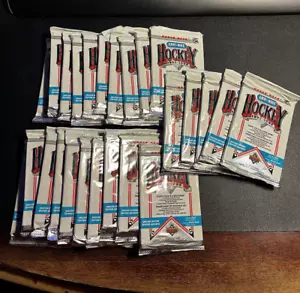91-92 Upper Deck Series Hockey Sealed Pack New Mint Hologram 12 Cards - Picture 1 of 4