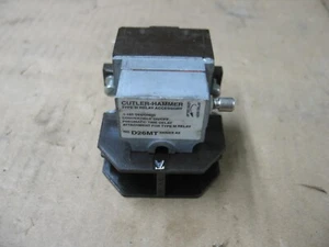 NEW CUTLER HAMMER D26MT TYPE M PNEUMATIC TIME RELAY ACCESSORY P9704 - Picture 1 of 6