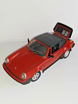 PORSCHE 911 TURBO CABRIOLET POLISTIL SCALA 1/16 NO BOX - Immagine 1 di 4