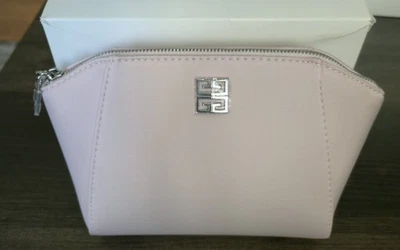 Bolsa de maquillaje cosmético Givenchy rosa claro nueva en caja Foto 1 de 3