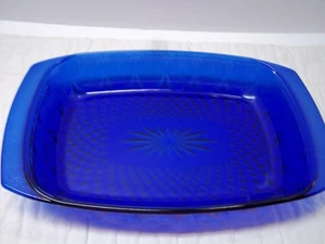 Vintage Avon Royal Sapphire Blue Casserole Dish - Picture 1 of 3