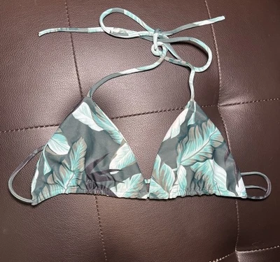 Top de bikini Mikoh verde azulado estampado tropical triángulo en ejército hawaiano, talla M traje de baño Foto 1 de 4
