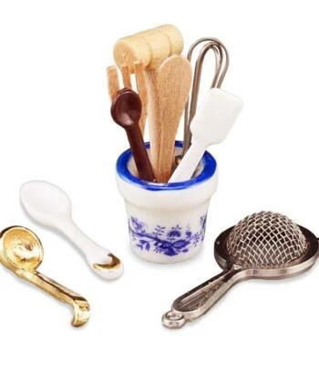 Dollhouse Blue Onion Kitchen Cooking Tool Set Reutter 1.408/5 Miniature - Image 1 of 2